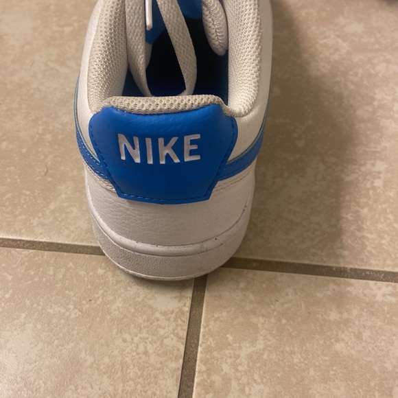 Mens 7.5 Nike Good condition - Picture 2 of 3